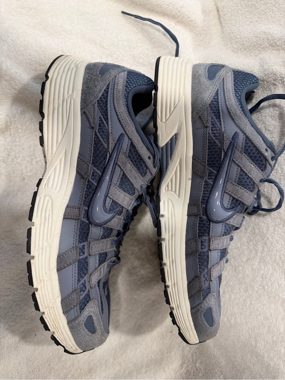 Nike Men's P-6000in Blue and Gray size 11.5